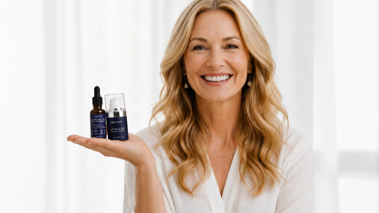 Woman holding Pureance Lift & Glow and Caffeine Gel products